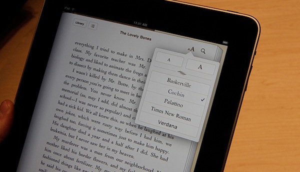 Un iPad lors de la lecture d'un eBook