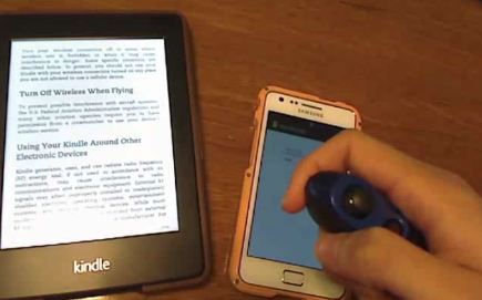 Insolite : un Kindle Paperwhite contrôlé avec une télécommande