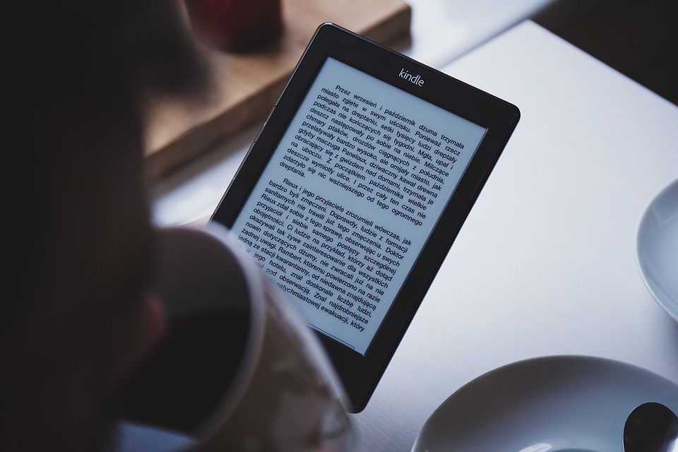 C'est quoi un ebook et comment le lire sur tablette, liseuse ou pc