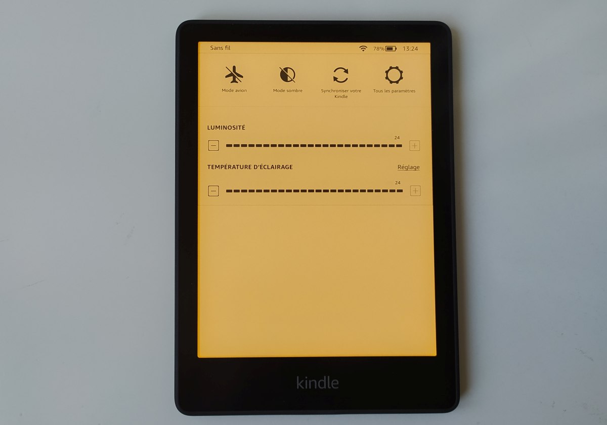 test kindle paperwhite éclairage